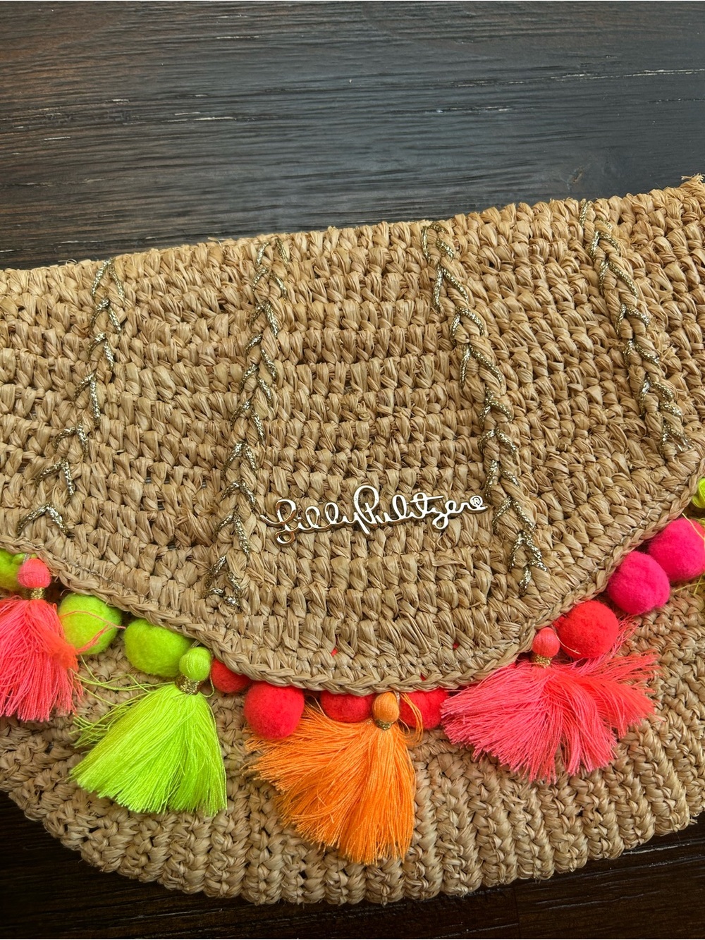 Lilly Pulitzer Straw Claim she’ll clutch with neon trim - Picture 6 of 9